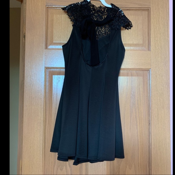 BLACK LACE HIGH NECK SKATER DRESS - Picture 3 of 4